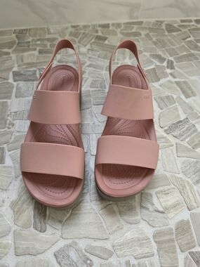 CROCS Women’s Pink Dual-Strap Slingback Sandals
